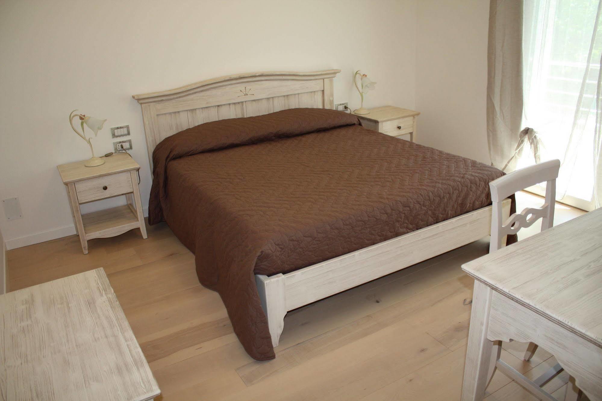 Elis' Rooms Sernaglia della Battaglia Exterior foto